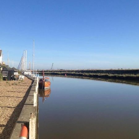Stunning 1 Bedroom Apartment Over Looking River Rye Exteriör bild